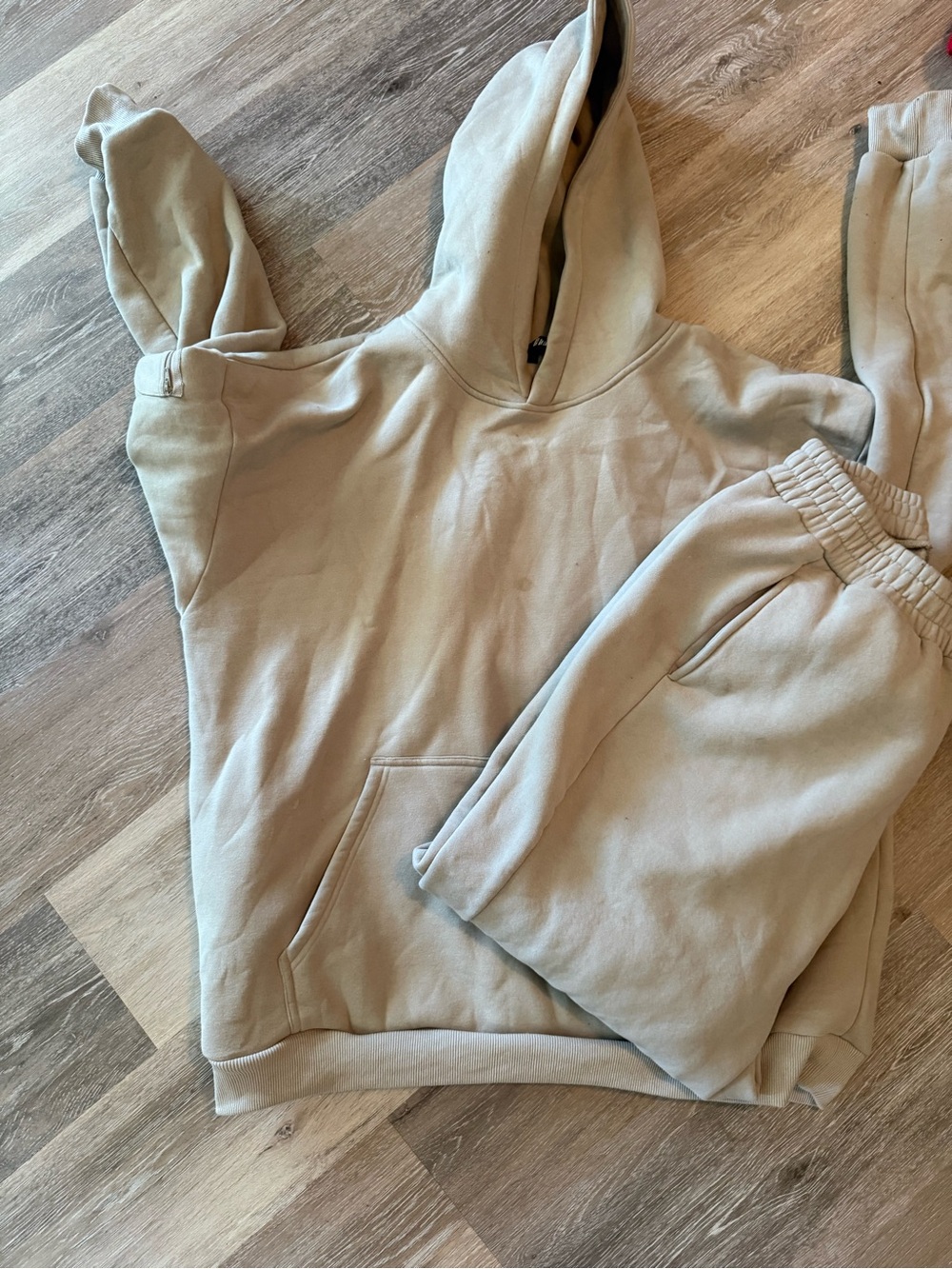 Comfrt Cream Hoodie & Sweat Set